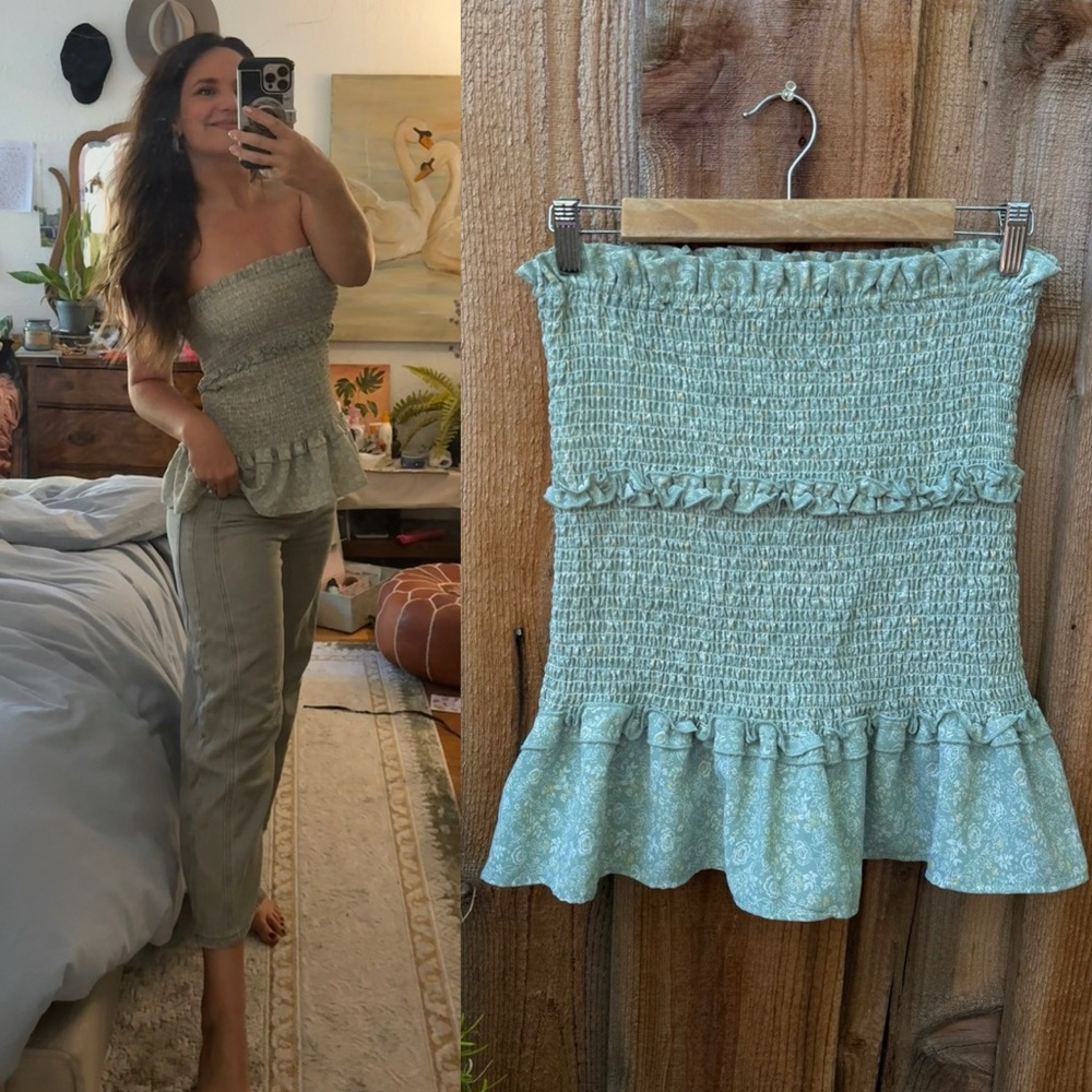 2/$30 ✨ Sage and Floral Longline Peplum Ruffle Tube Top 🌿